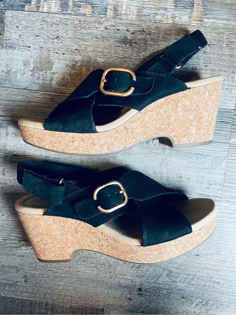 Clarks Women's Boho-Chic Giselle Dove Wedge Sandals in Nubuck Black, Size 9.5 - Picture 4 of 10